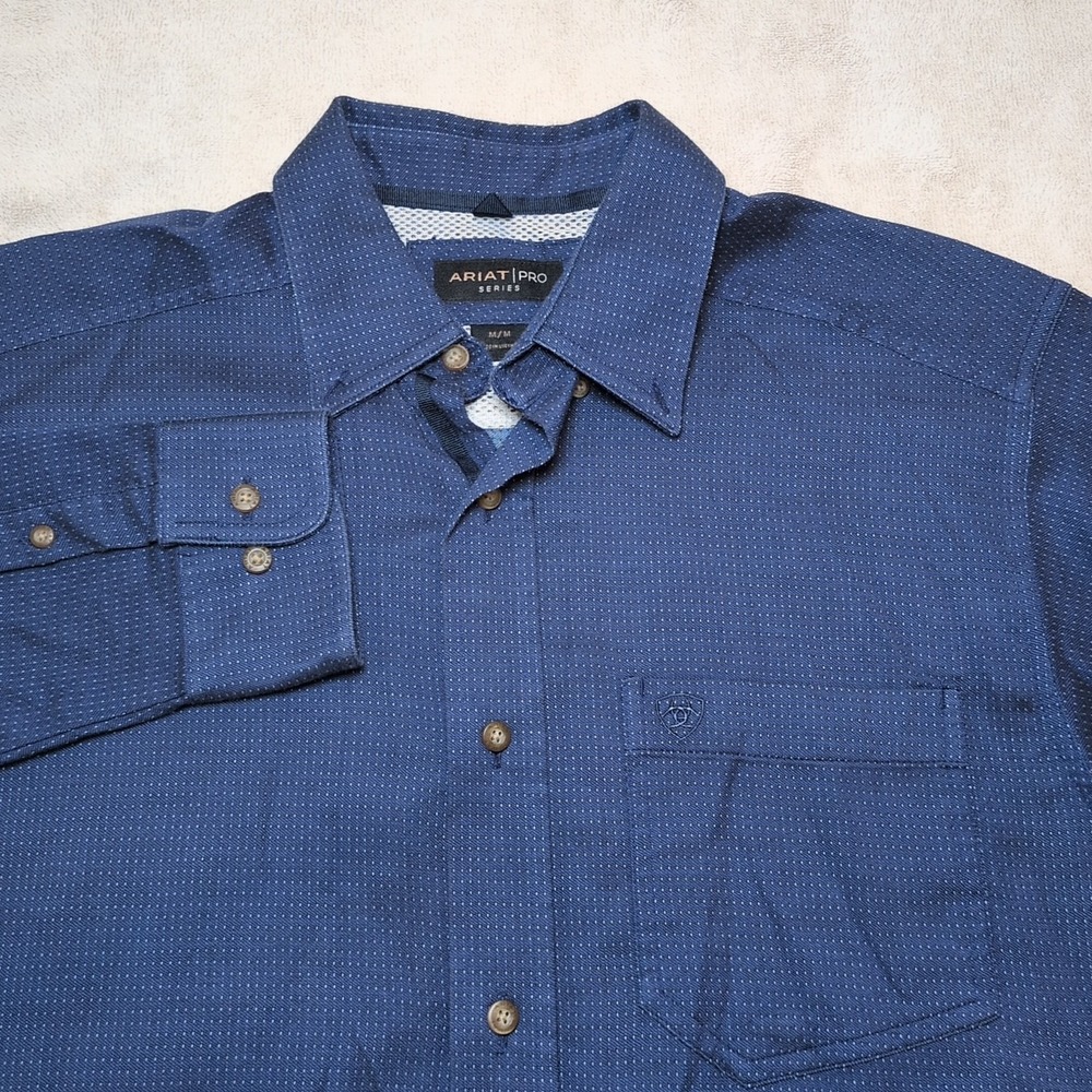 Ariat Pro Series Mens Navy Button Down Long Sleeve Shirt Size Medium Cotton/Poly